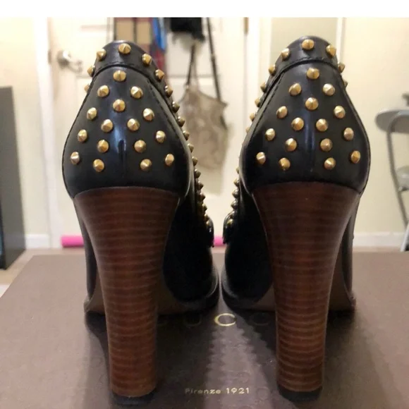 Gucci Black and Gold High Heels with Studded Embellishments